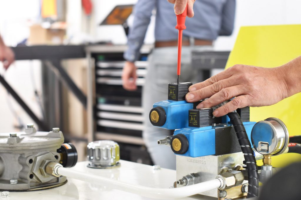 Time Based of Condition Based Maintenance: wat is efficiënter? 1 Montage onderhoud door Veldkamp Technische Service Raalte