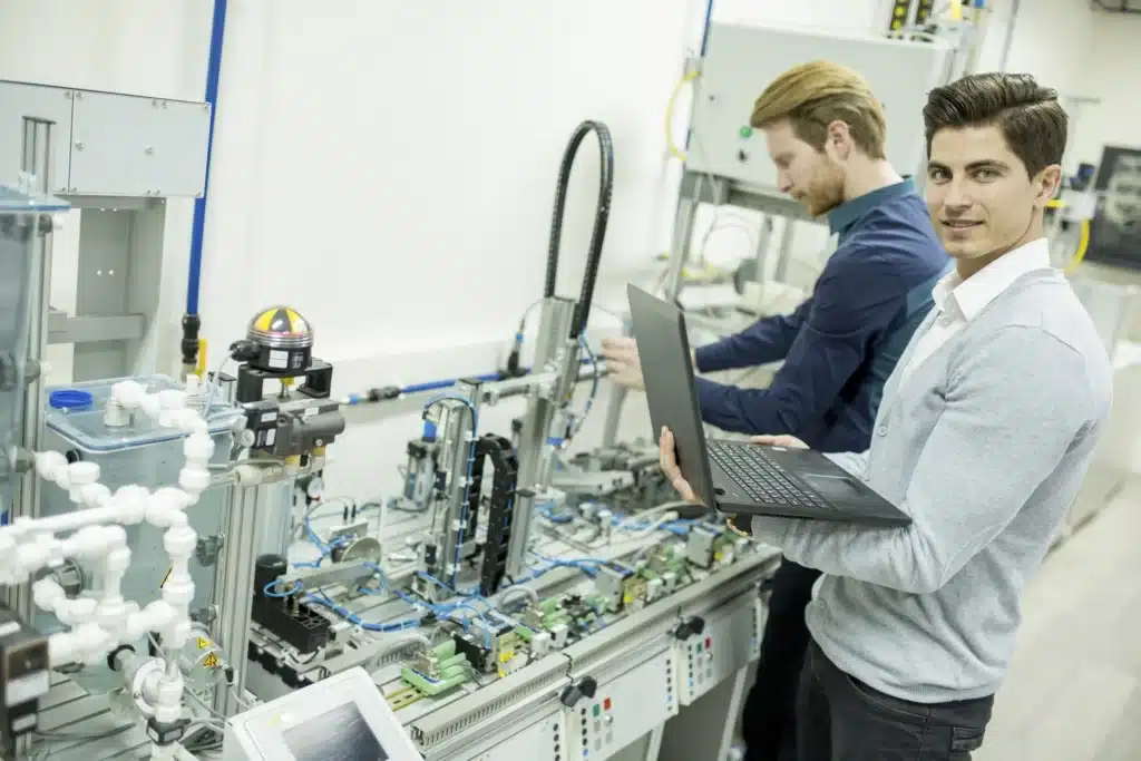 Preventief machine onderhoud uitgevoerd door experts van Veldkamp